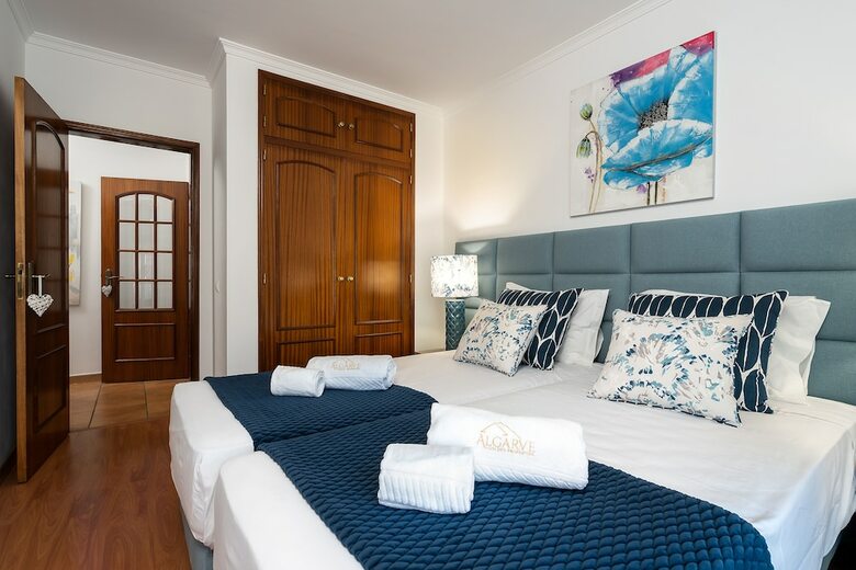 Sea La Vie Apartment
