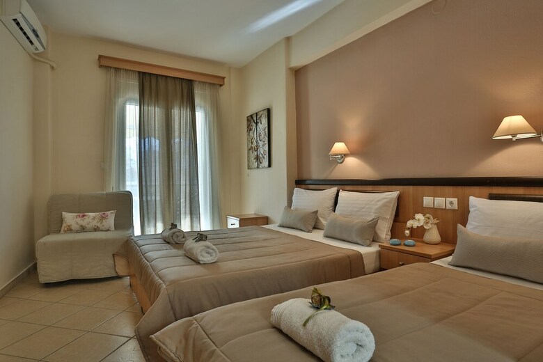 Irida Apartments