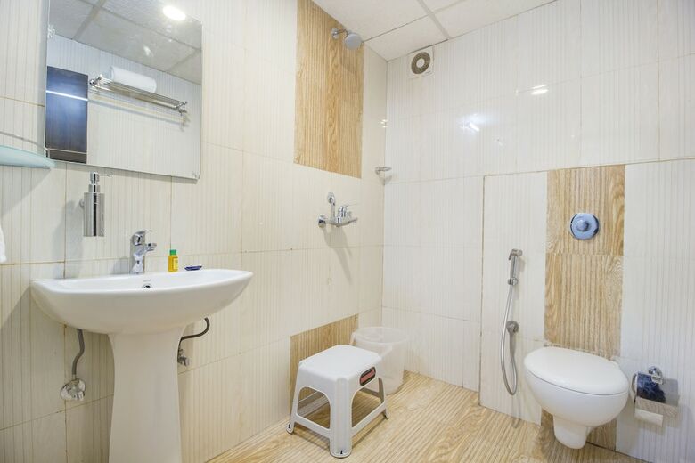 Fabhotel Windsor Castle Inn Brigade Rd