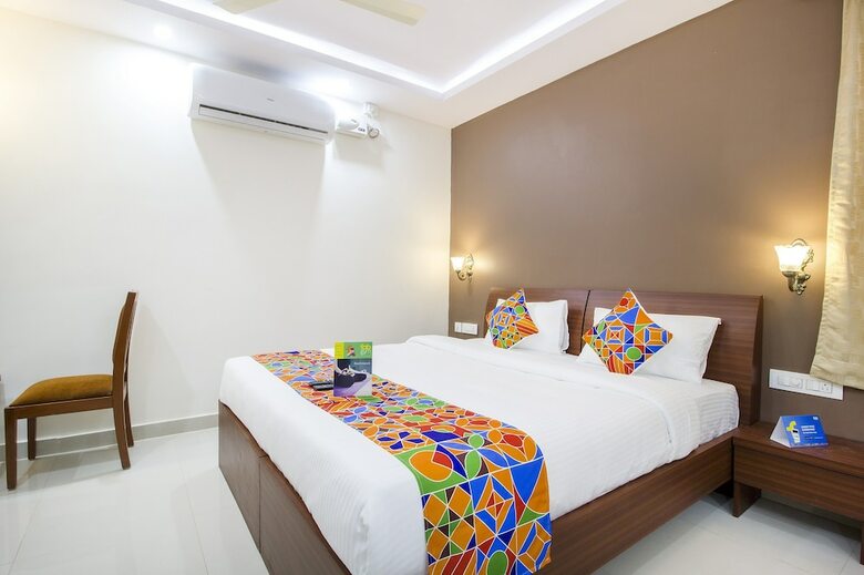 Fabhotel Windsor Castle Inn Brigade Rd