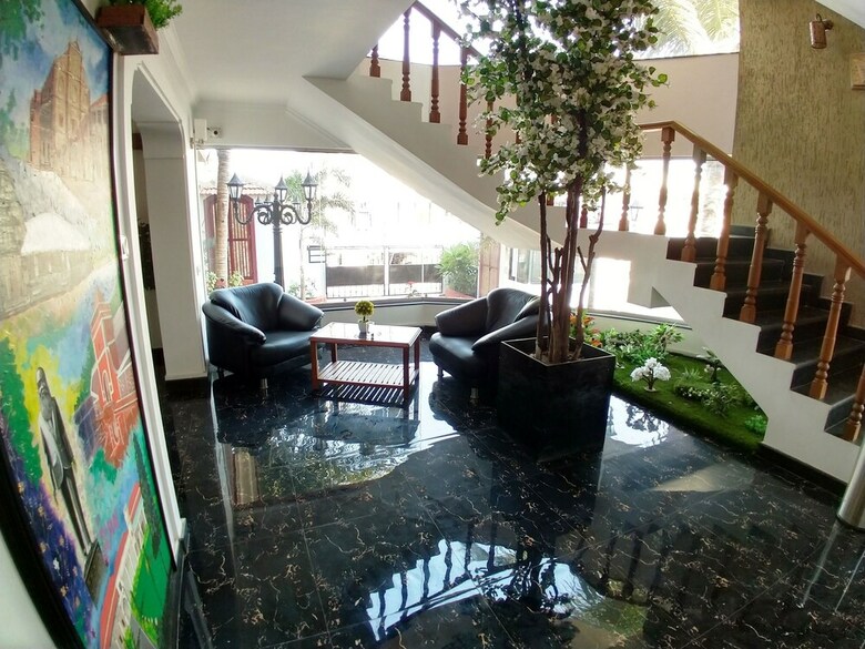 Hotel Raposo Holiday Resort