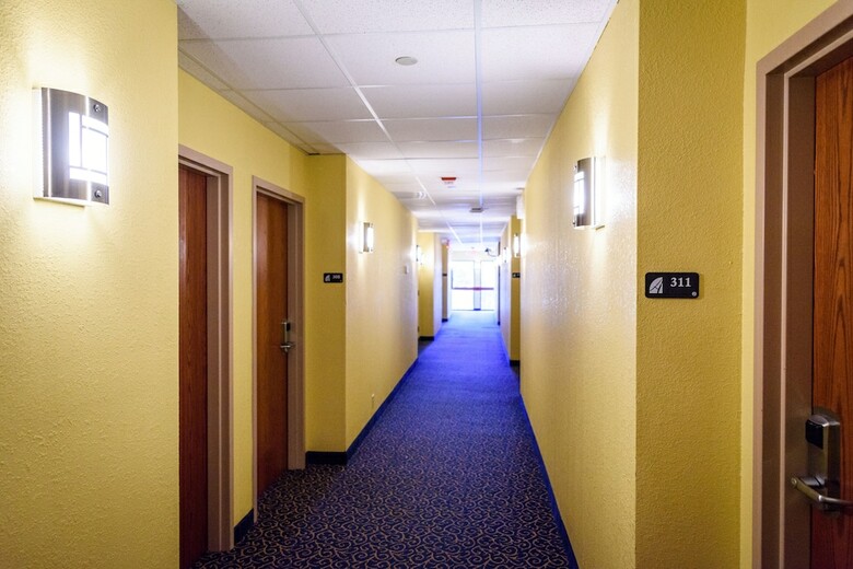 Hotel Asbury Inn & Suites