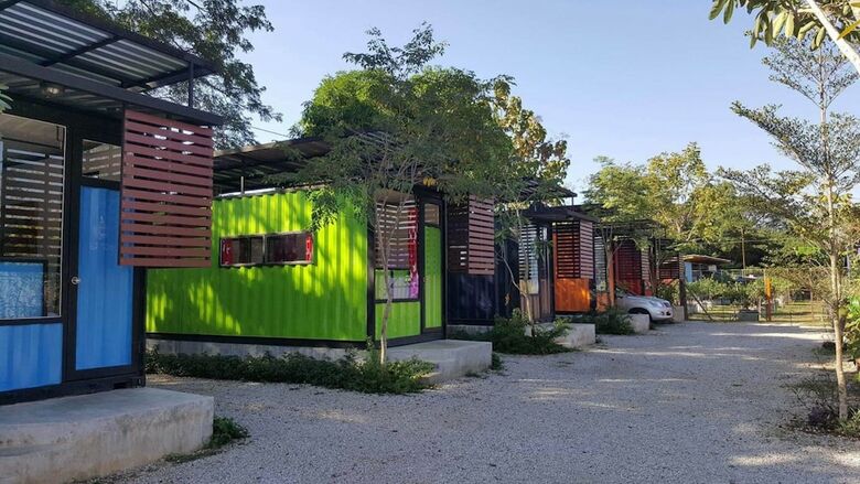 Hotel Container Motel