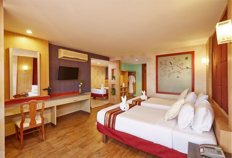 Hotel Eastern Grand Palace