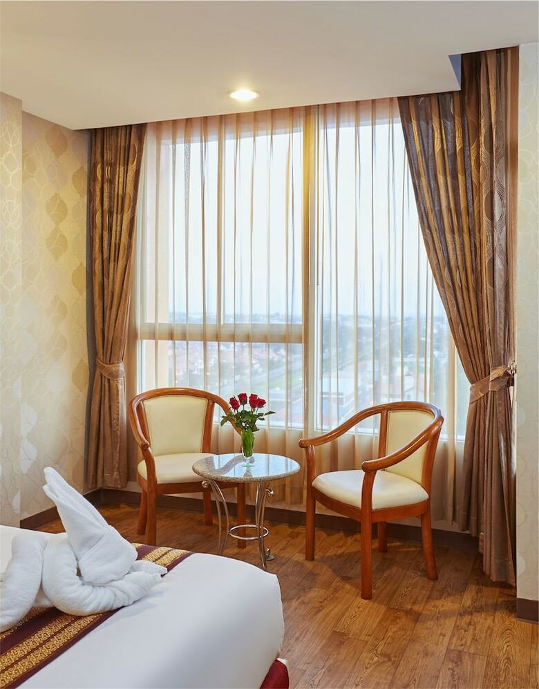 Hotel Eastern Grand Palace