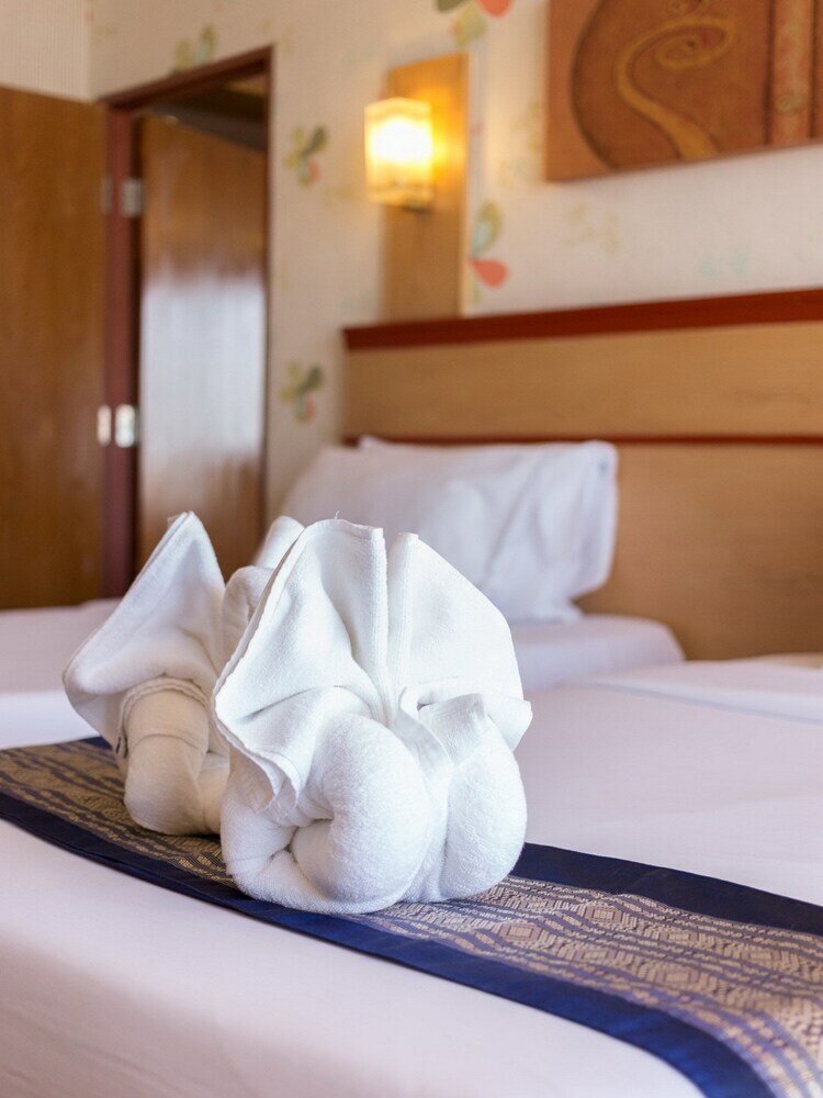 Hotel Eastern Grand Palace