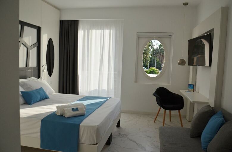 Hotel Centurio Luxury Rooms