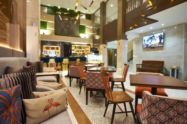 J7 Hotel Iloilo