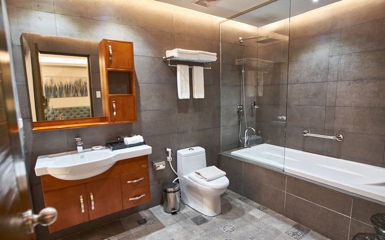 J7 Hotel Iloilo