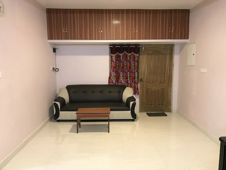 Hotel Praba Rooms And Cottages