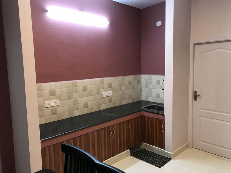 Hotel Praba Rooms And Cottages