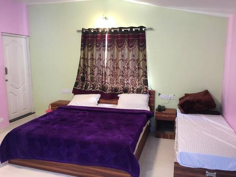 Hotel Praba Rooms And Cottages