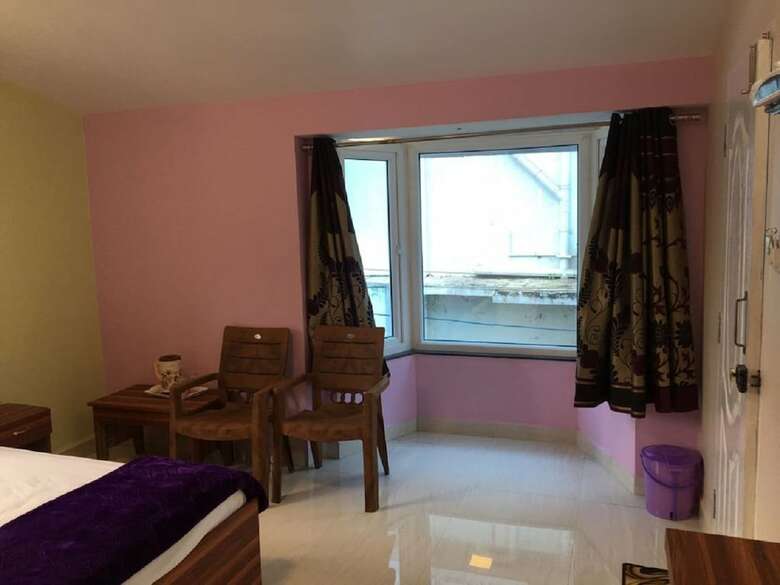 Hotel Praba Rooms And Cottages