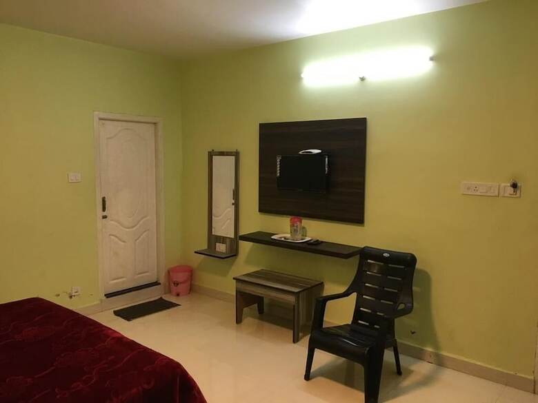 Hotel Praba Rooms And Cottages