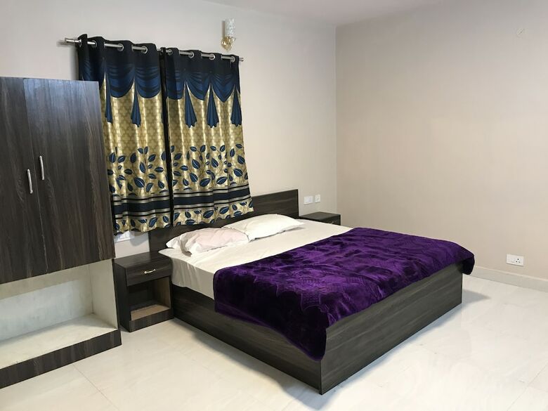Hotel Praba Rooms And Cottages