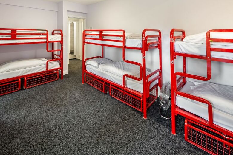 Hostal Astor York