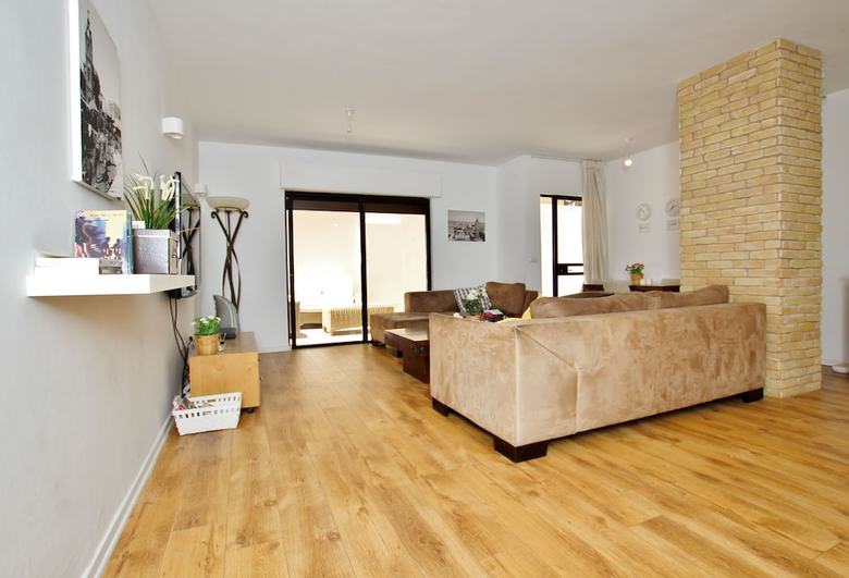Apartamento Amazing 3br Garden Apt Near Gordon Beach