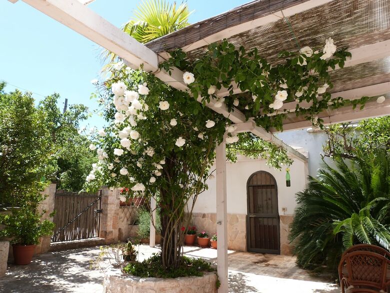 B&B Trullo Casa Rosa