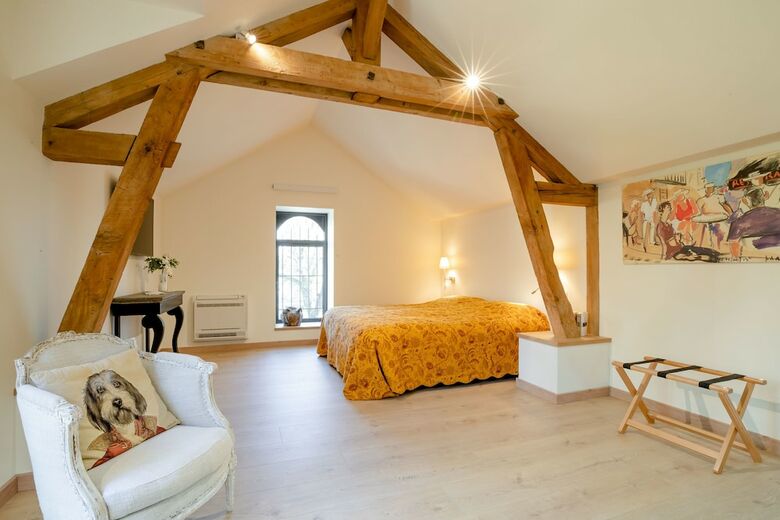 Hotel C�t� Rempart