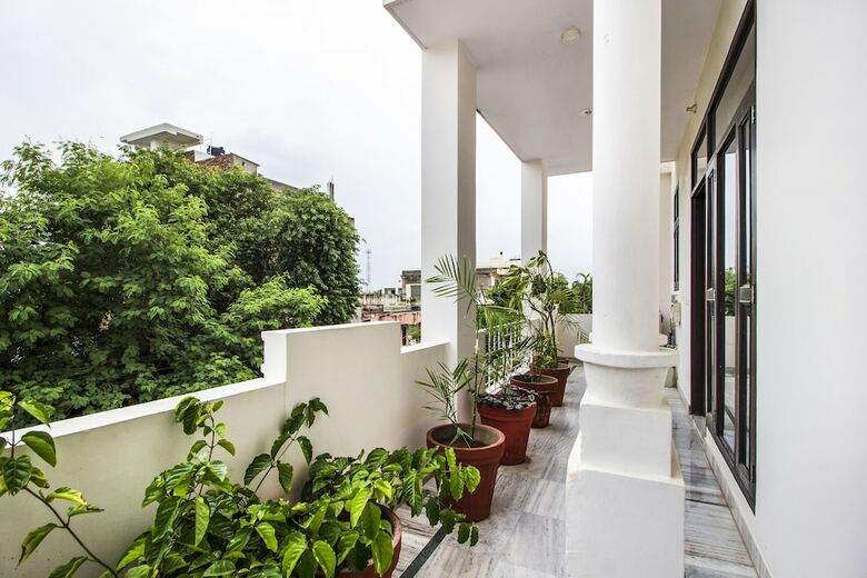 Fabhotel Jaipur Villa Vaishali