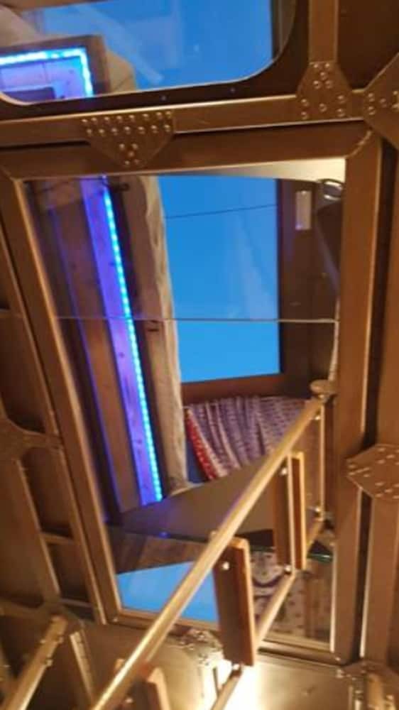 Bed & Breakfast Cablewayroom