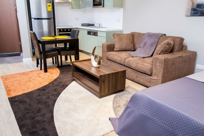 Pls Apartments - Cantonments