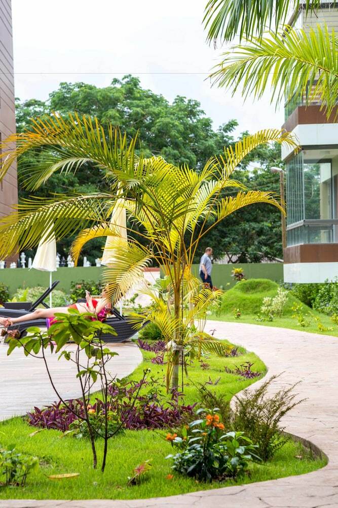 Pls Apartments - Cantonments
