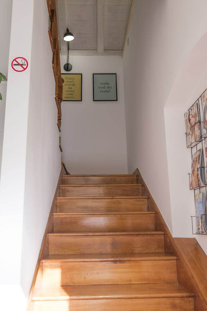 Hostal Hostel ?iri Biri Bela - Adults Only
