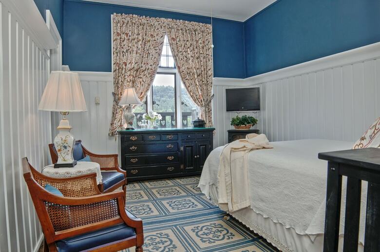 Bischwind Inn Bed And Breakfast