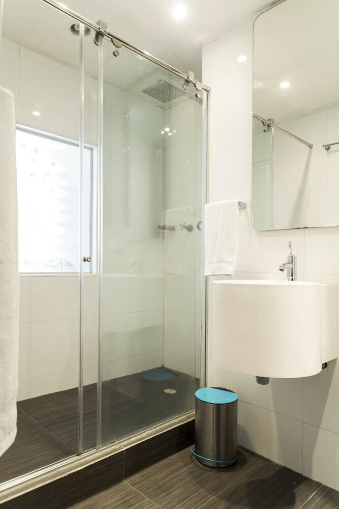 Apartamentos Modern Designer Flat By Nomad Guru