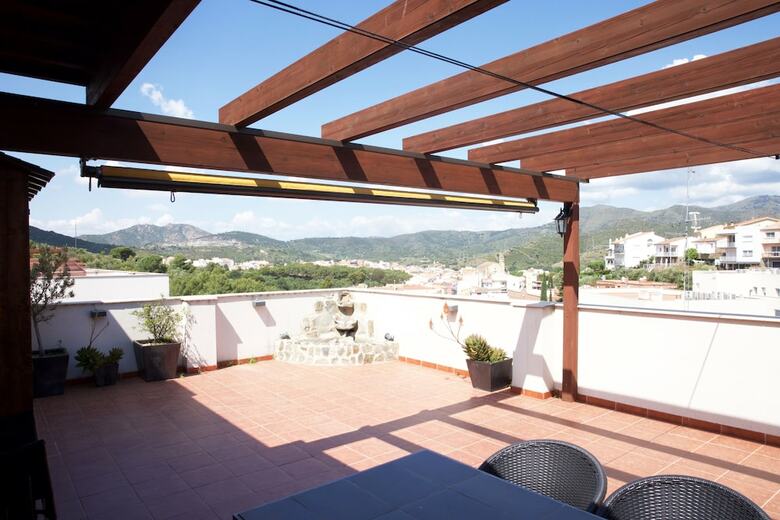 Apartamentos Atico Vila Llan�a - 1801