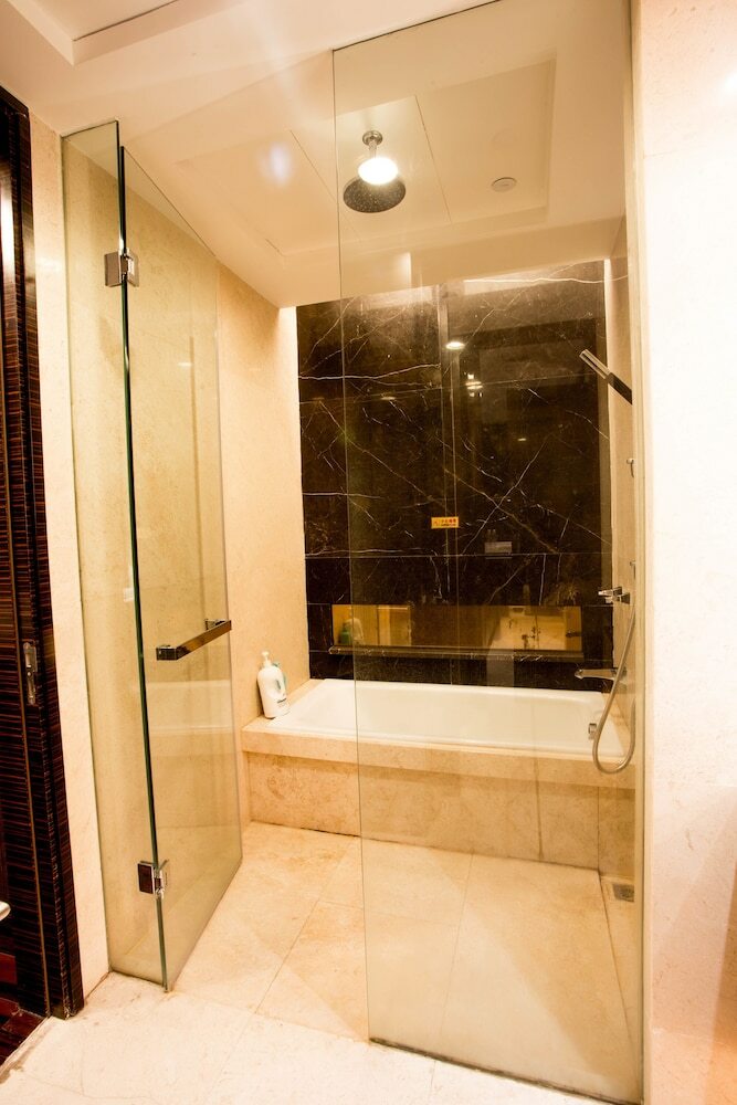 S.l.d International Apartment Poly