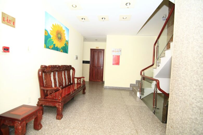 Truong Giang Hotel