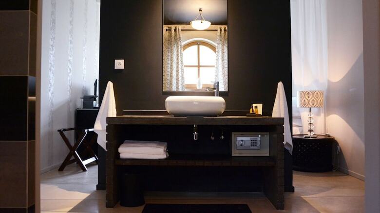 Bed & Breakfast Les Loges De Saint Eloi