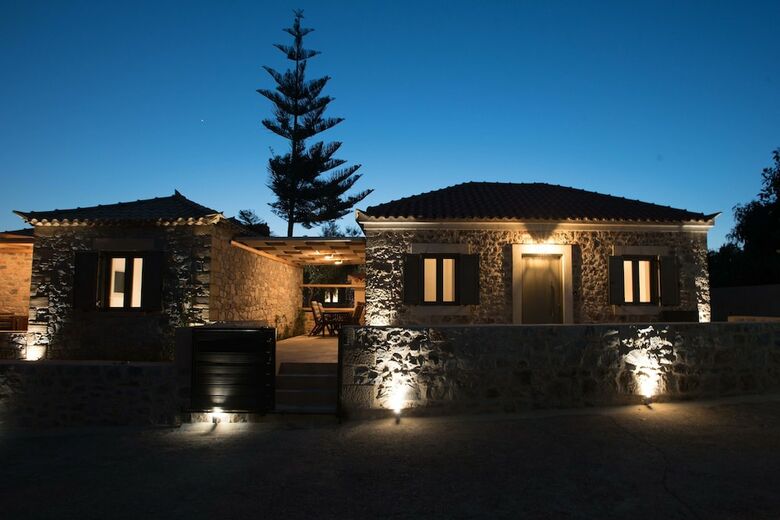 Apartamentos Calme Suites Mani