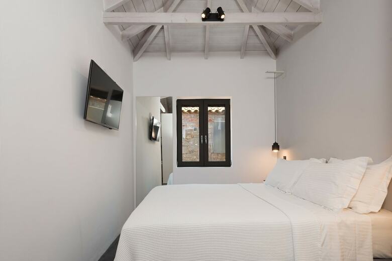 Apartamentos Calme Suites Mani