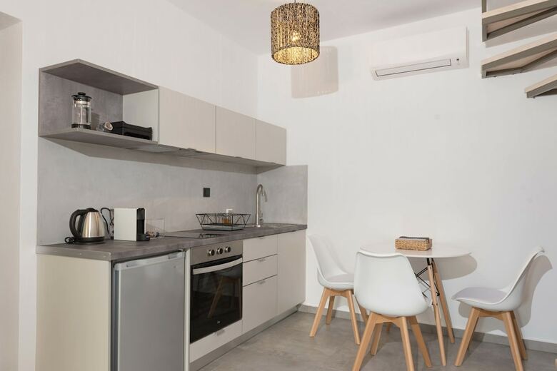 Apartamentos Calme Suites Mani