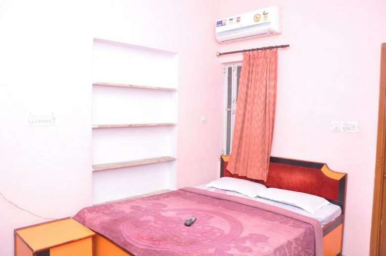 Hotel Kanak Guest House