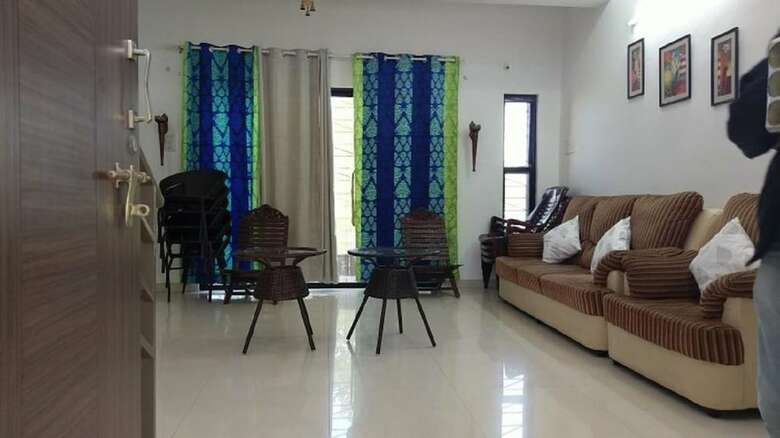 Hotel Walnut Villa
