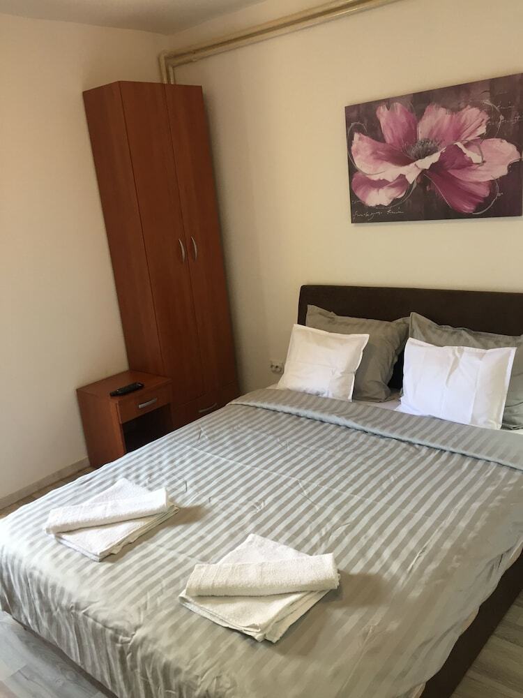 Hotel Radovic Apartments