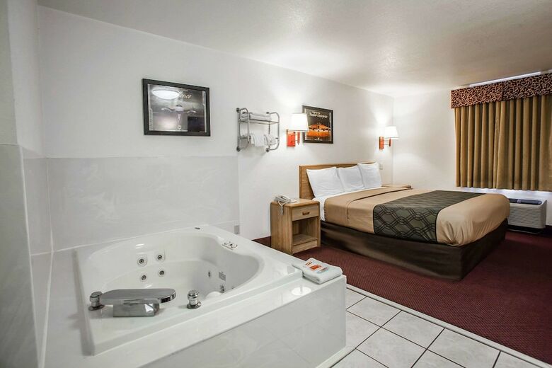 Hotel Econo Lodge Truman Inn