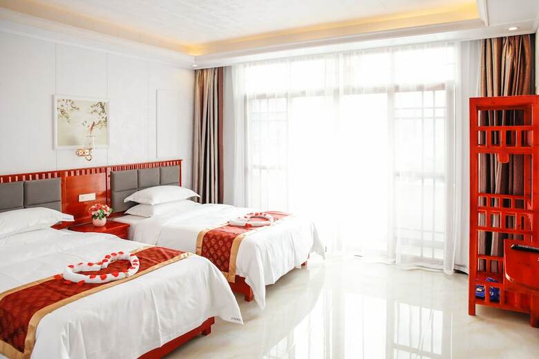 Hotel Bin Hui Resort