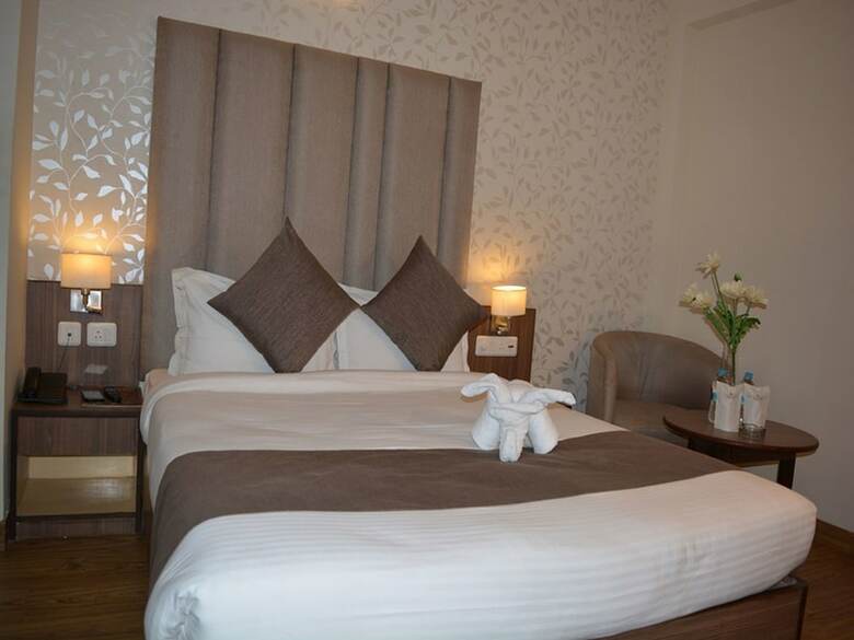 Hotel Krrish Clarks Inn