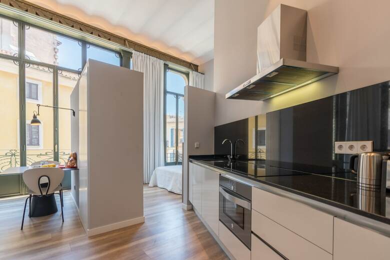Apartamentos L'aguila Suites Sagrera
