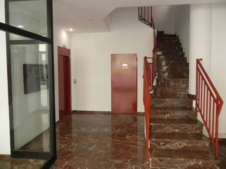 Apartamentos Murallas Romanas-cesar Augusto