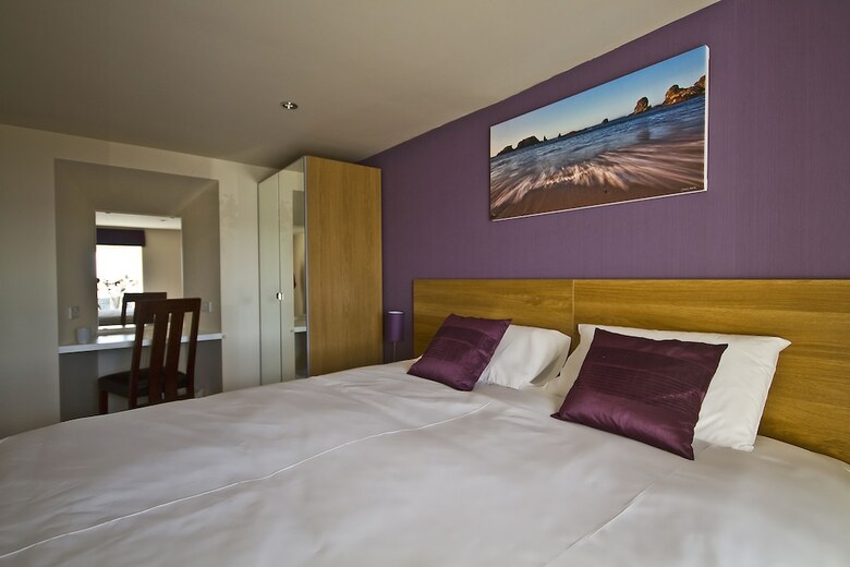 Hotel Freewinds
