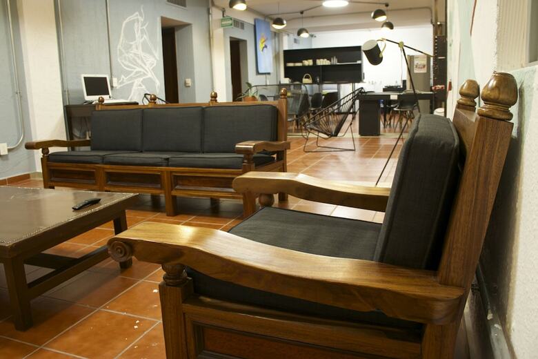 Hostal F�nix Beds Hostel