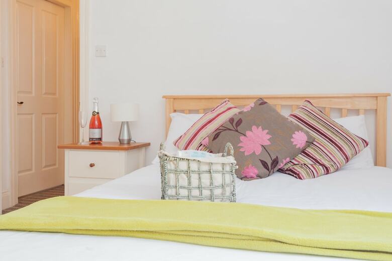 21 Deramore House Holiday Home