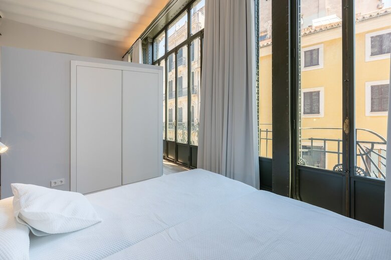 Apartamentos L'aguila Suites Gaud�