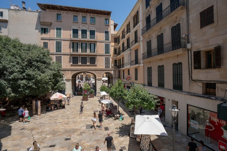 Apartamentos L'aguila Suites Gaud�